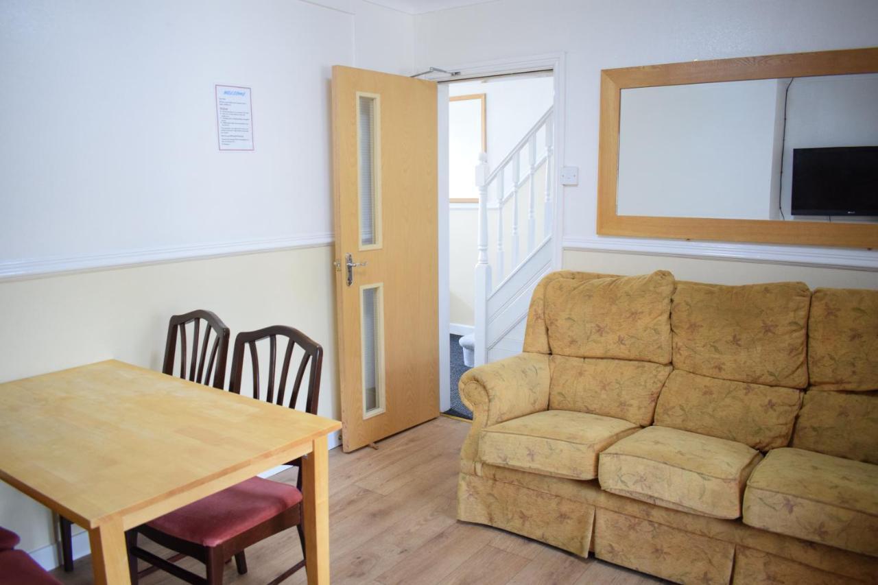 House Stay In Bangor North Wales Esterno foto