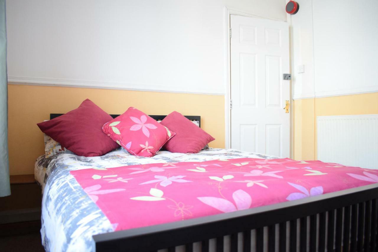 House Stay In Bangor North Wales Esterno foto